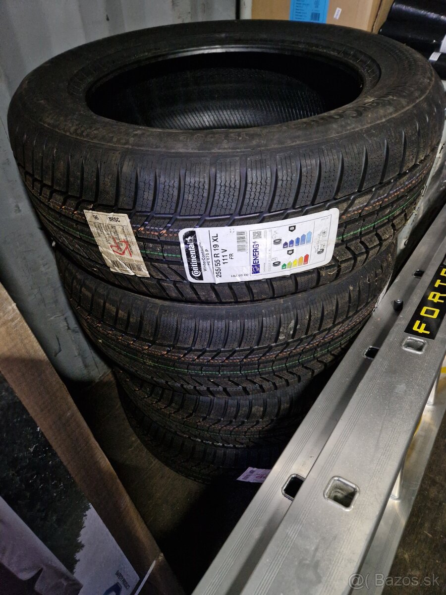 255/55 R19