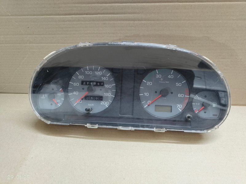 tachometer SKODA FELICIA 1.3 MPI 6U0919033B 30€