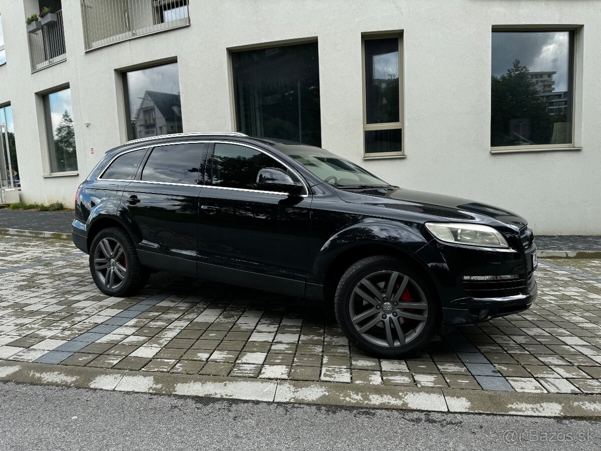 Top Audi Q7 3,0 tdi Sline