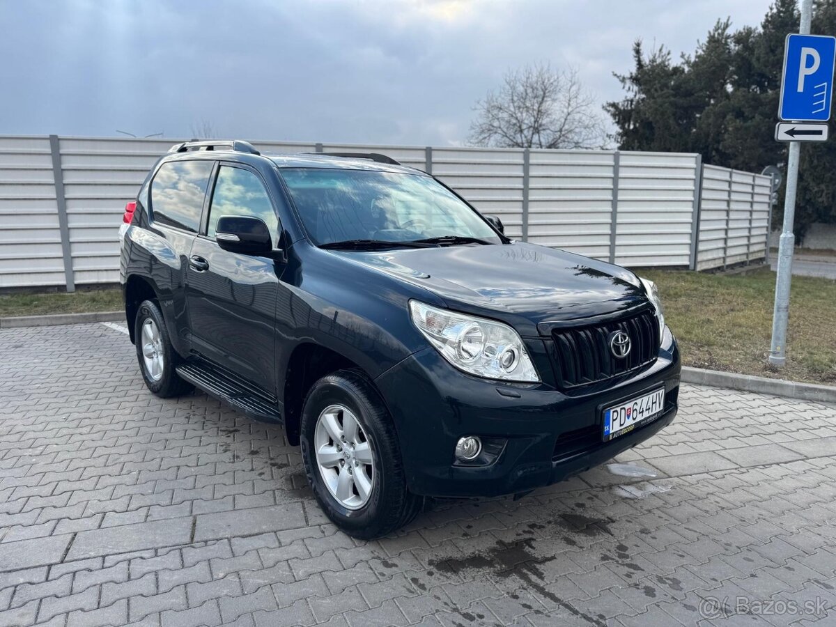 Toyota Landcruiser 3.0D 127KW rok 2010 facelift AUTOMAT