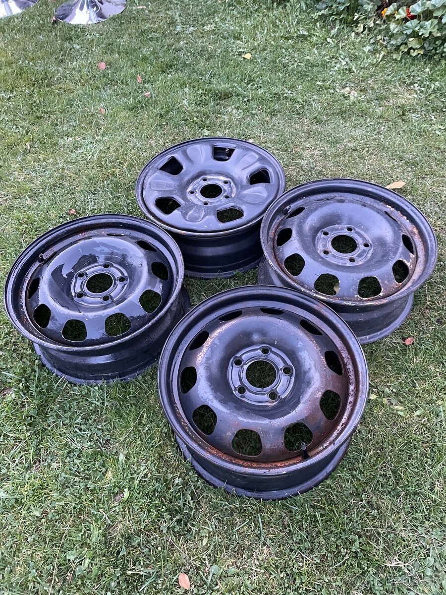 Plechové disky Dacia duster 5x114,3 r16