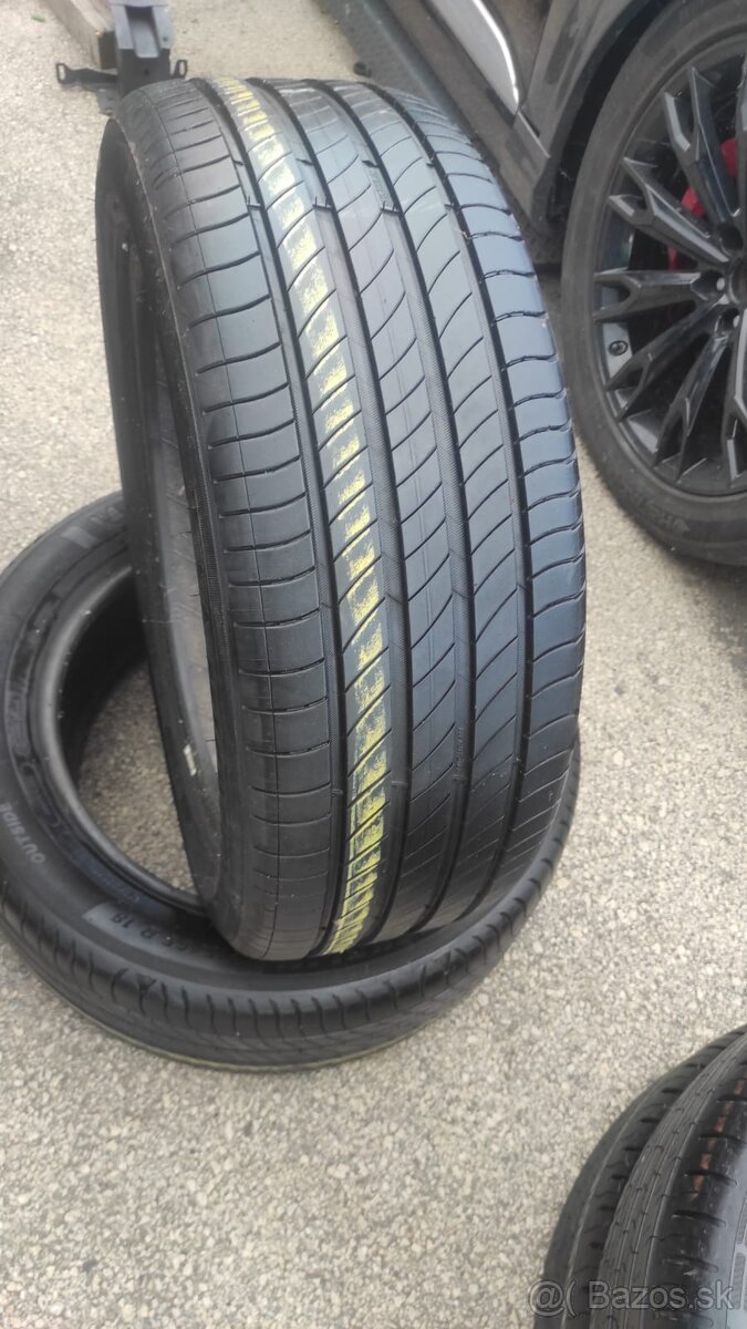 Michelin 215/55r18 letne