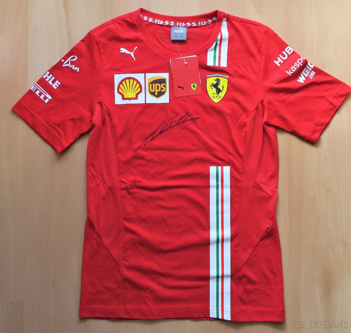 Týmový dres Ferrari originální autogram Charles Leclerc