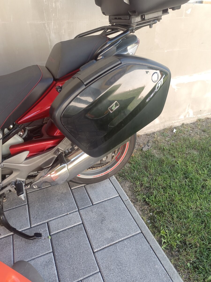 Honda cbf zadny lavy kufor