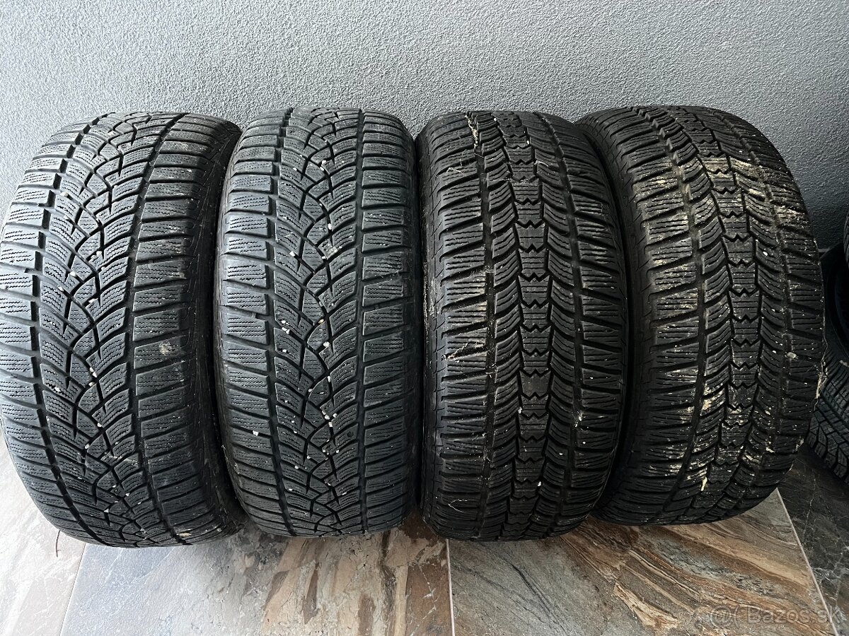 Predám zimné pneumatiky 215/50R17