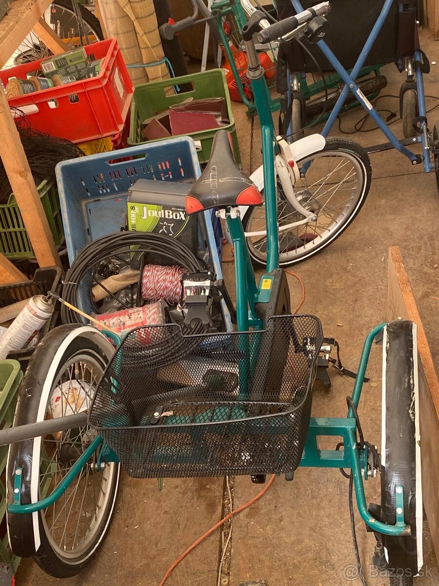 Bicykel s dvomi kolesami - trojkolka