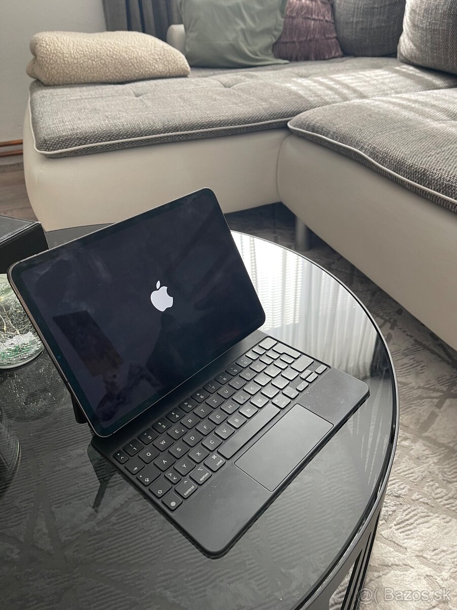 iPad pro 11palcovy space grey