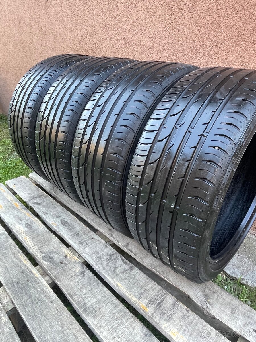 Continental 215/40 R17 4x=80€