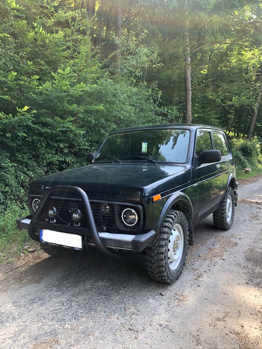 Predný rám LADA NIVA