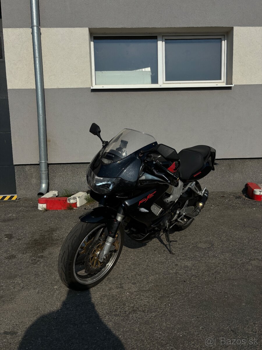 Honda VTR 1000