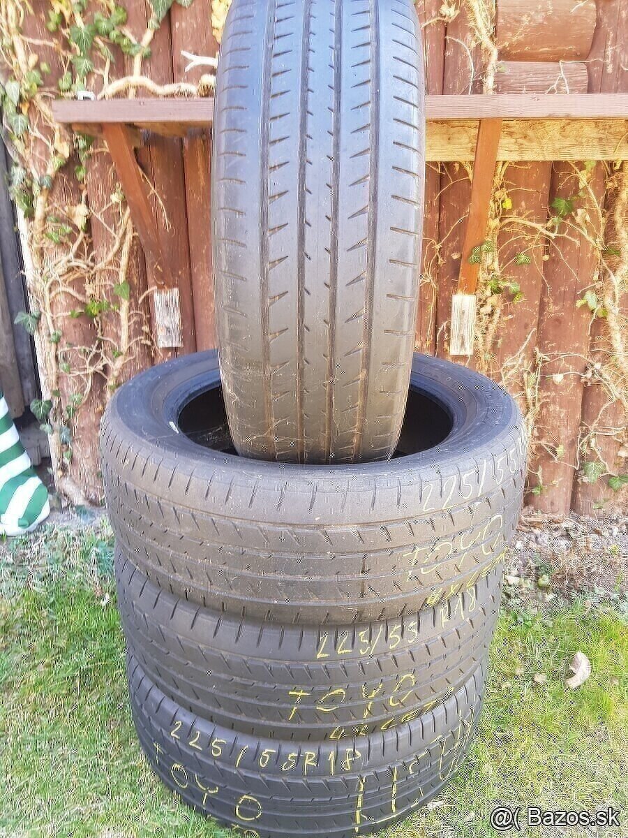 225/55 r18 letné pneumatiky 4ks toyo