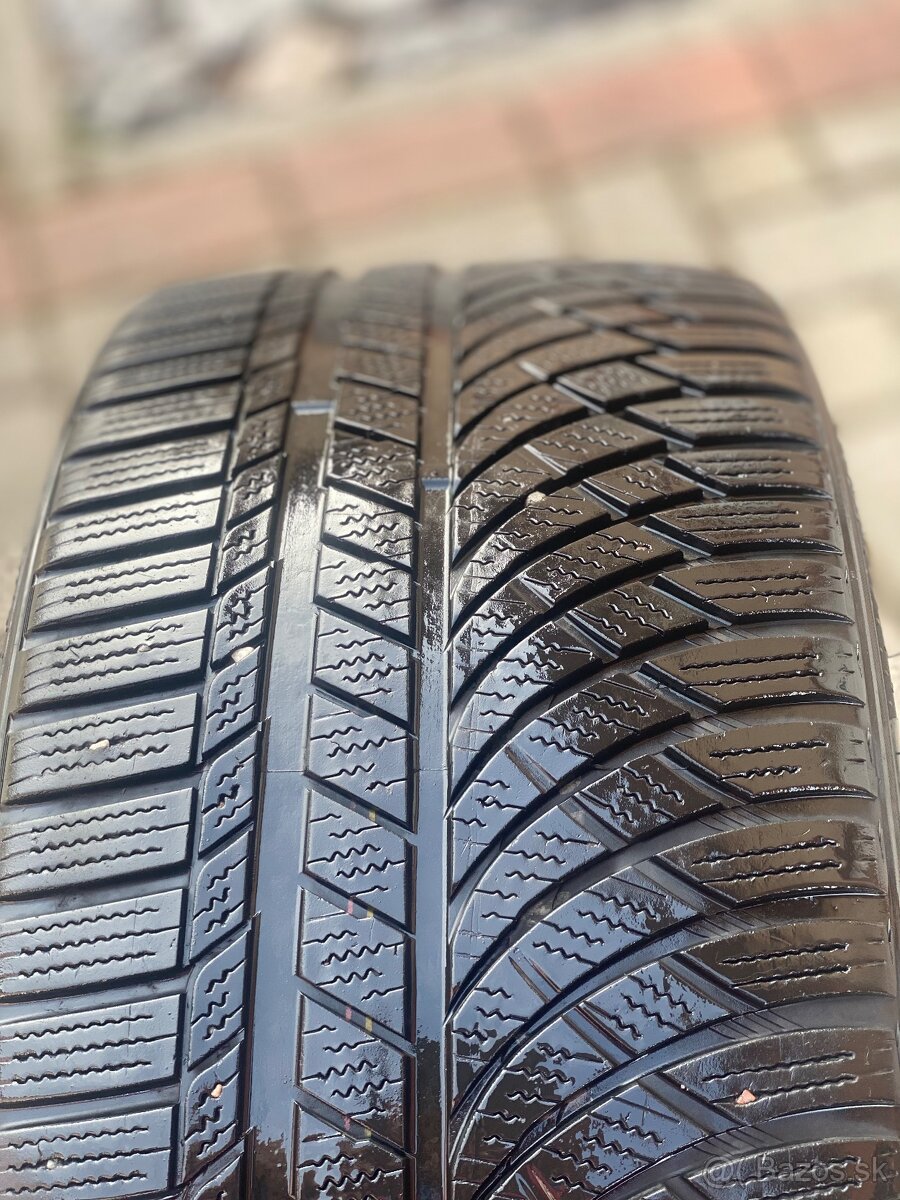 Zimné pneumatiky 245/35 r19 kumho