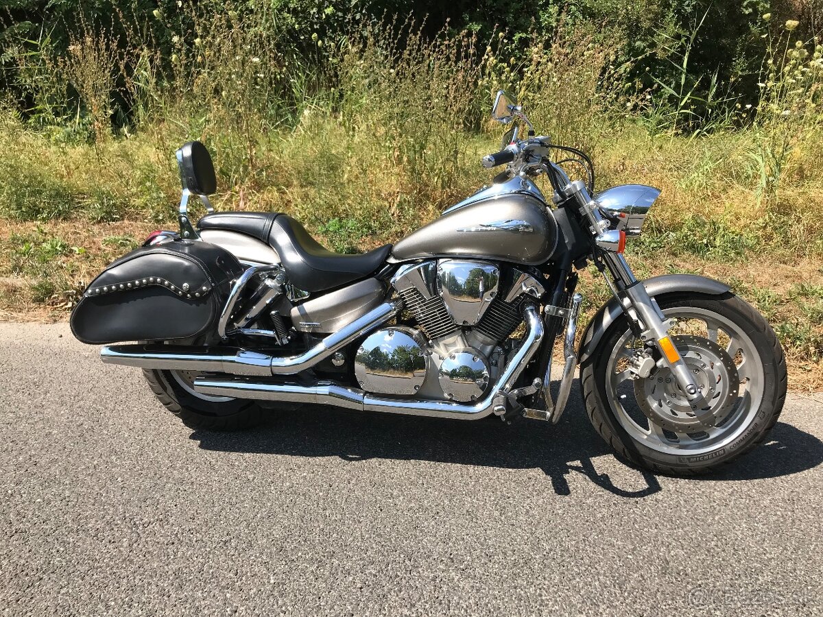 HONDA VTX 1300 C