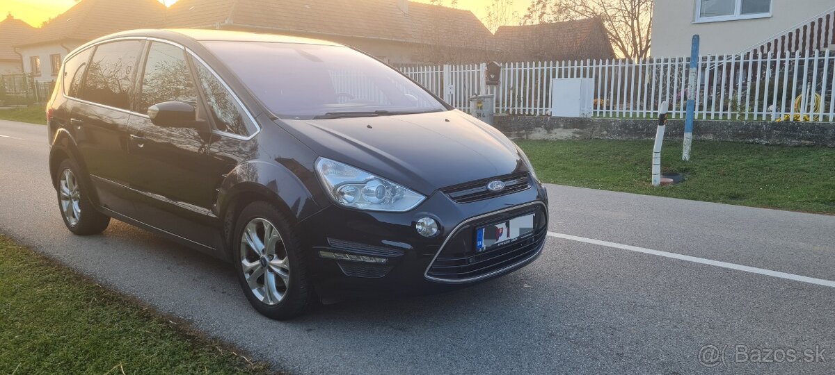 Predam Ford S-MAX 2.0 Tdci 120kw rok vyroby 10 / 2011