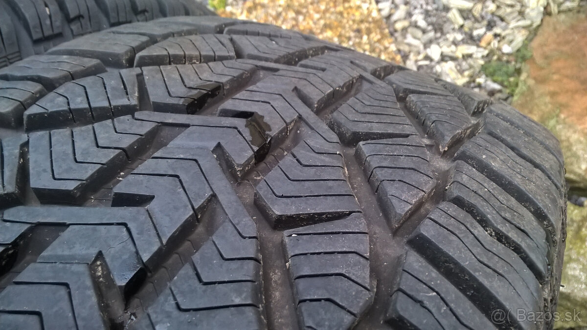 zimne 235/40 r18