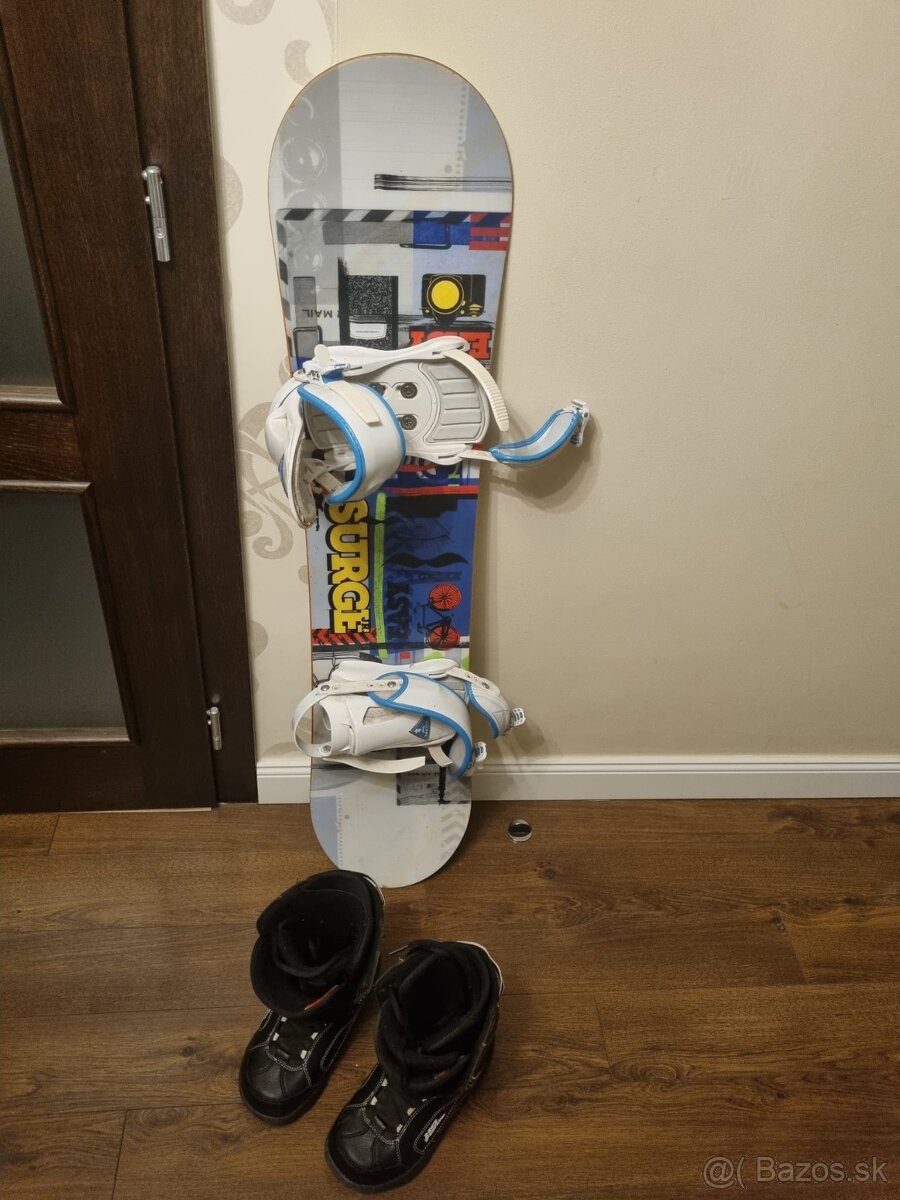 Snowboard 120cm s lyziarkami č. 39