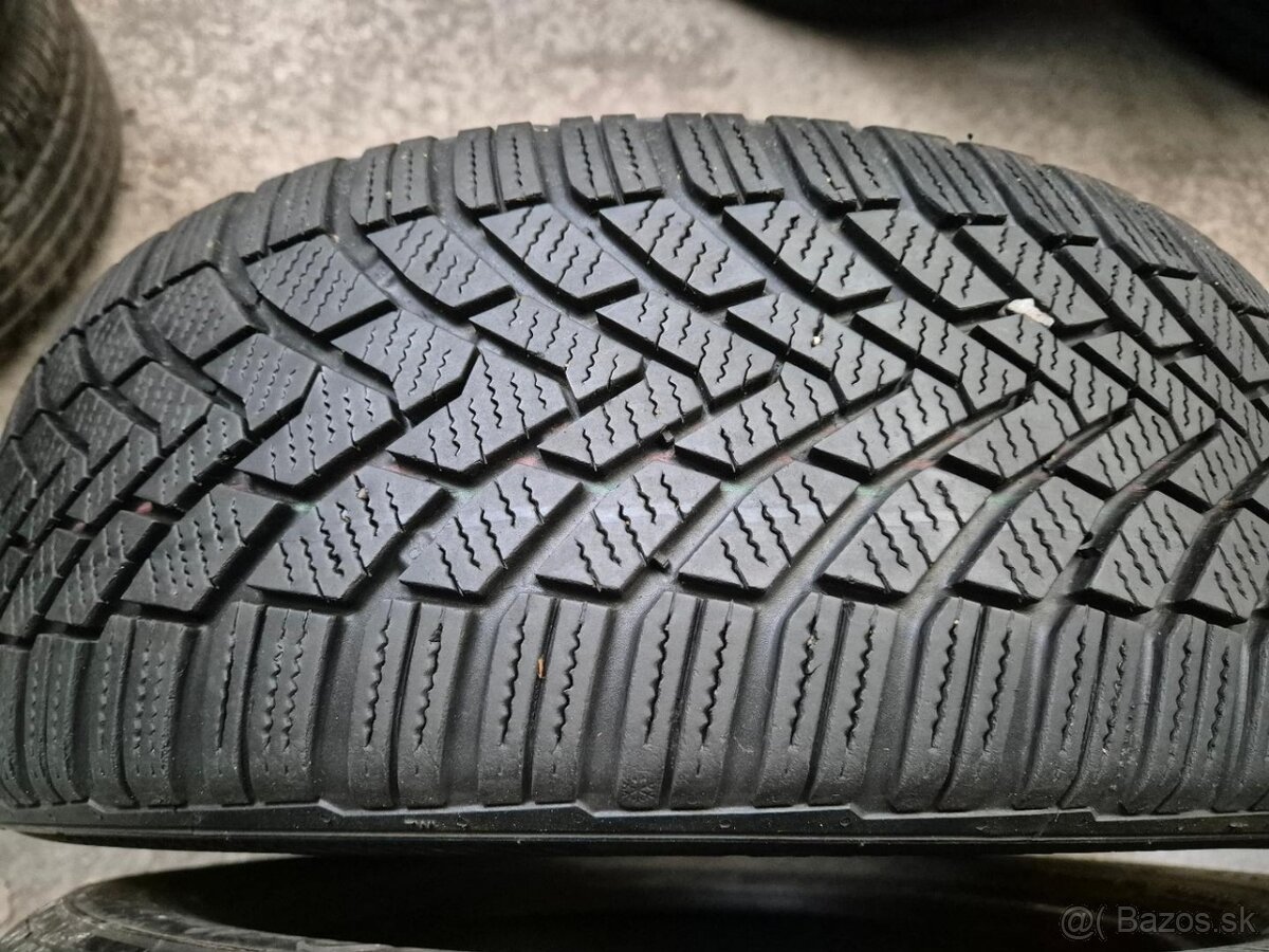 205/55 r16 zimné 4 ks CONTINENTAL dezén 7,4 - 5,4 mm