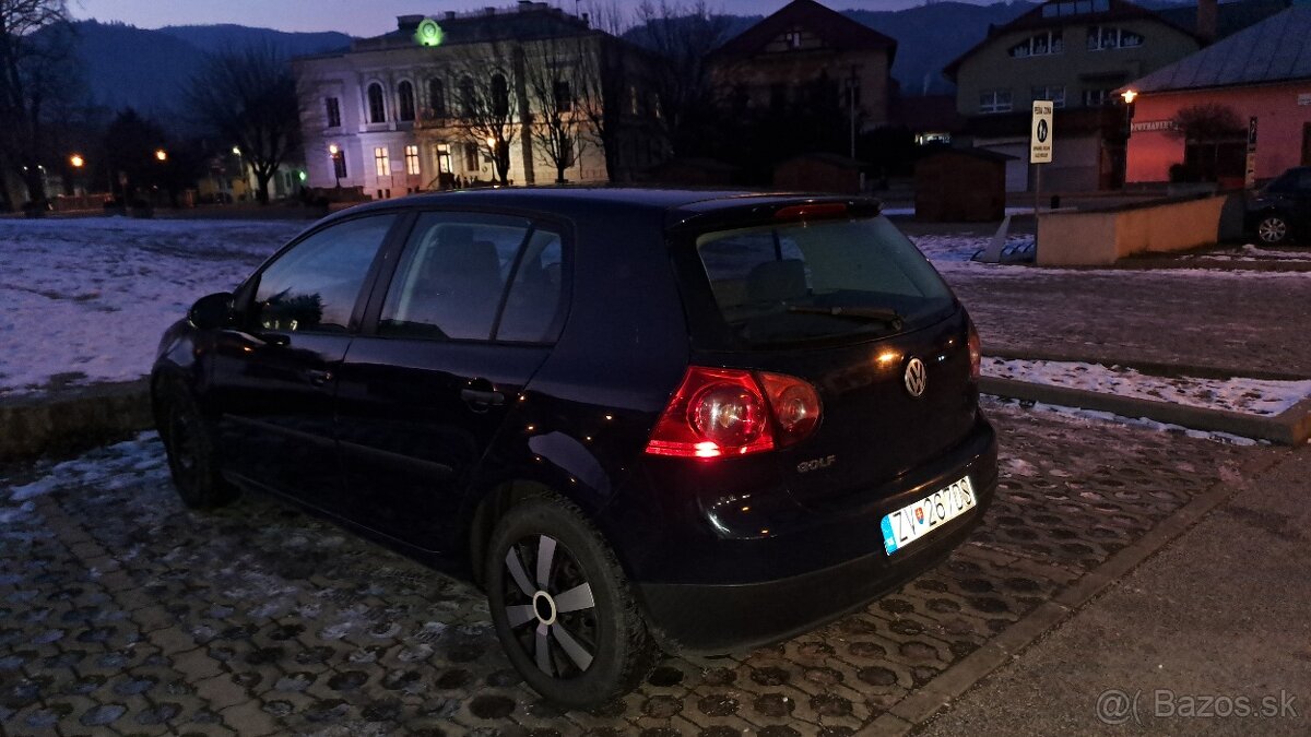 Volkswagen Golf5 1.5 benzín