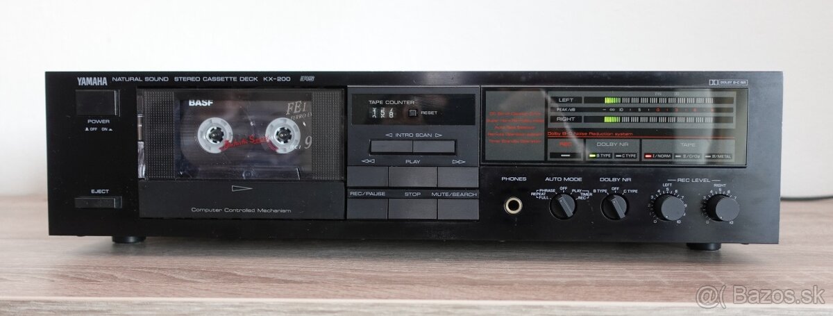 YAMAHA Stereo Casette Deck KX-200 RS