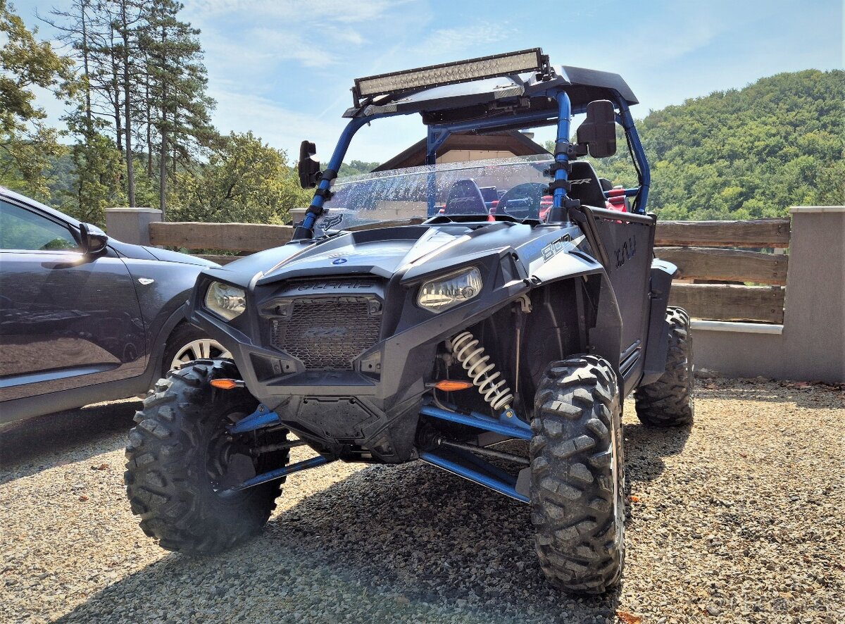 Polaris RZR 800 S