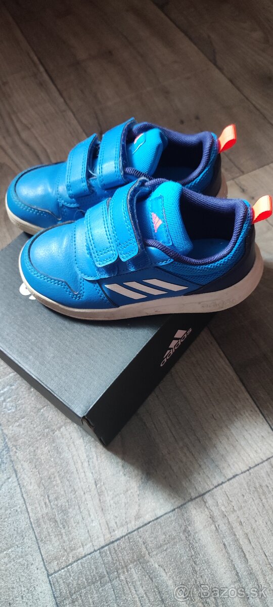 Predám Adidas botasky