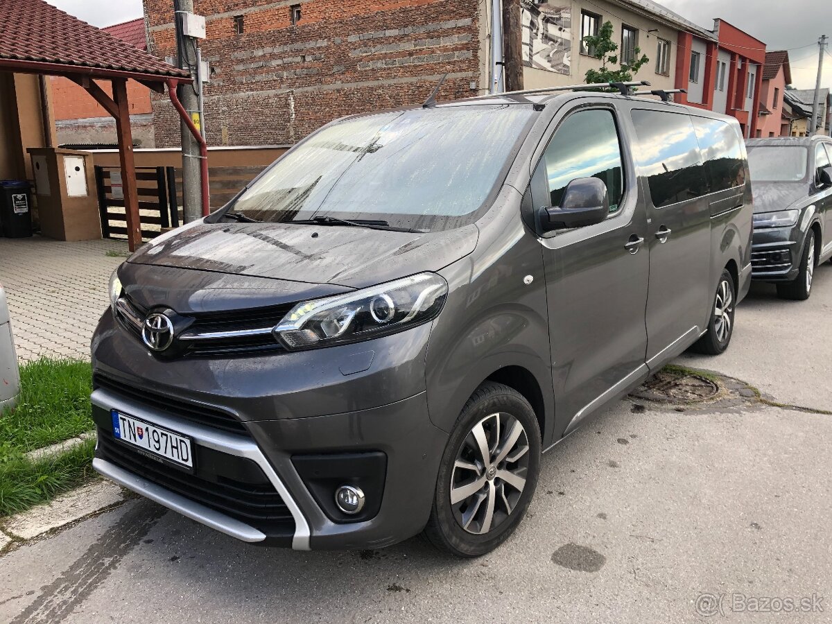 Toyota Proace Verso, Prenájom vozidla  9  miest