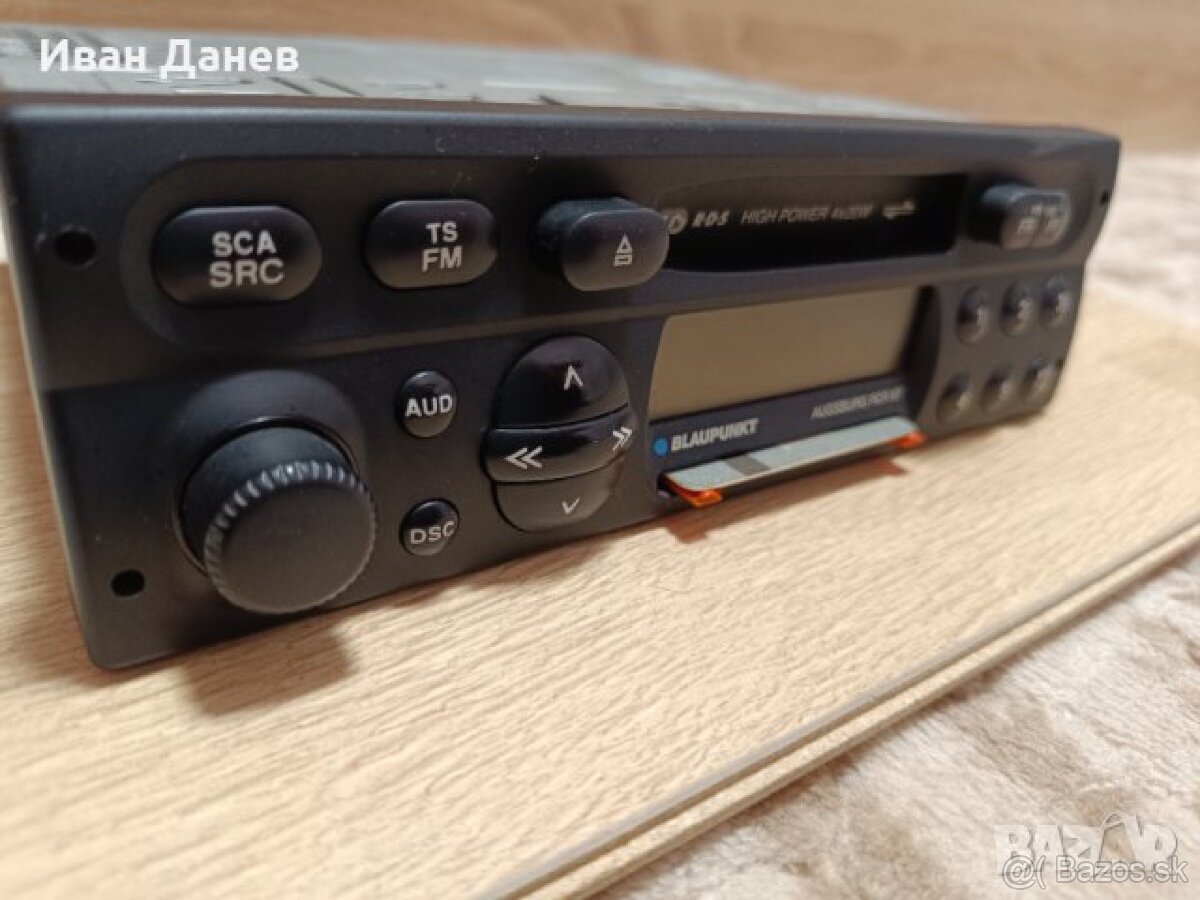 Autoradio Blaupunkt Verona RCR 127 - Zachovalé - Retro