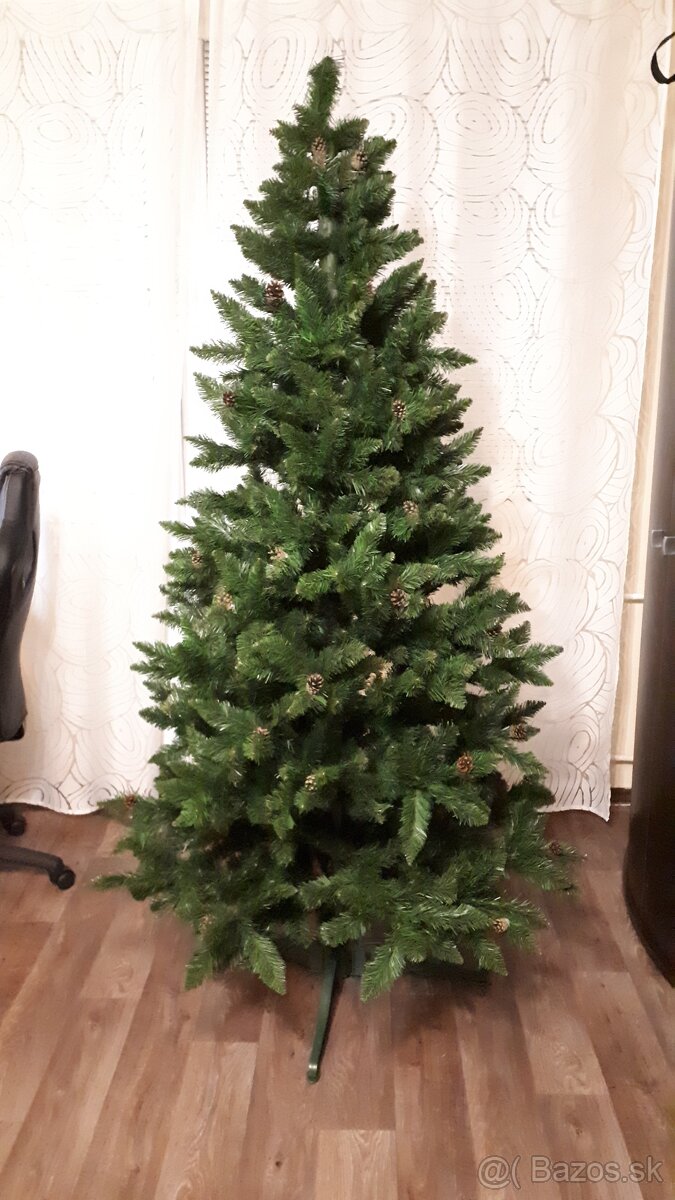 Vianočný stromček 220 cm