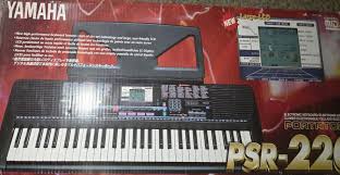 Predám Yamaha psr 220 top stav 