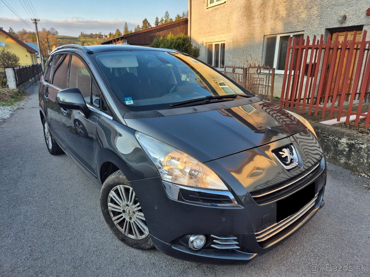 Peugeot 5008 2.0L HDi automat 7 miestne