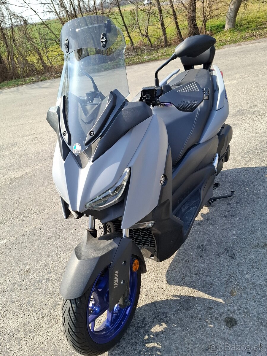 Yamaha xmax 125