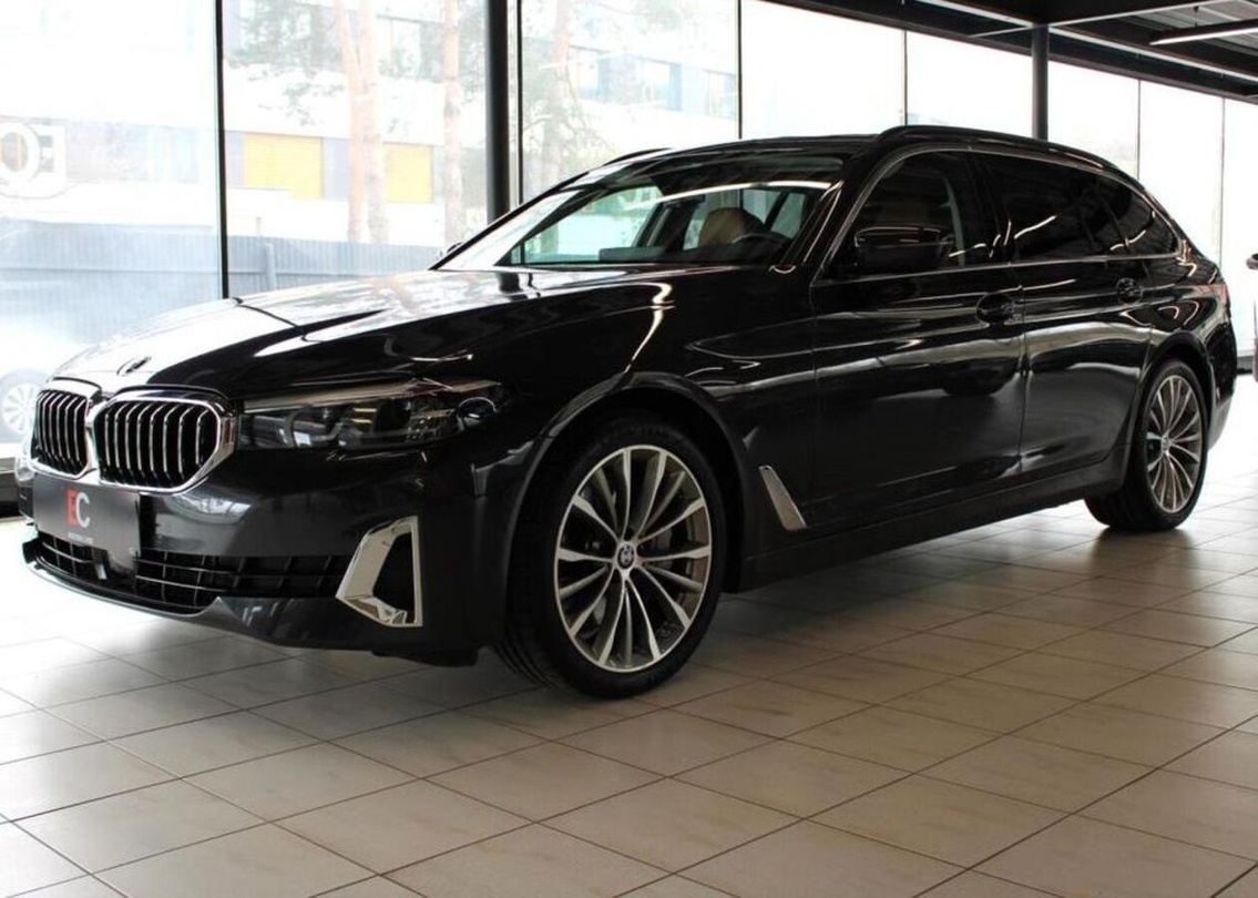 BMW Řada 5 530d xDrive Touring Luxury Lin nafta automat