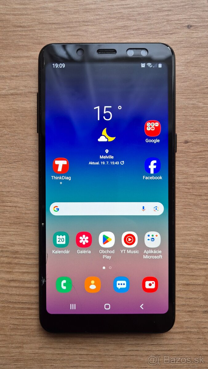 Samsung A8