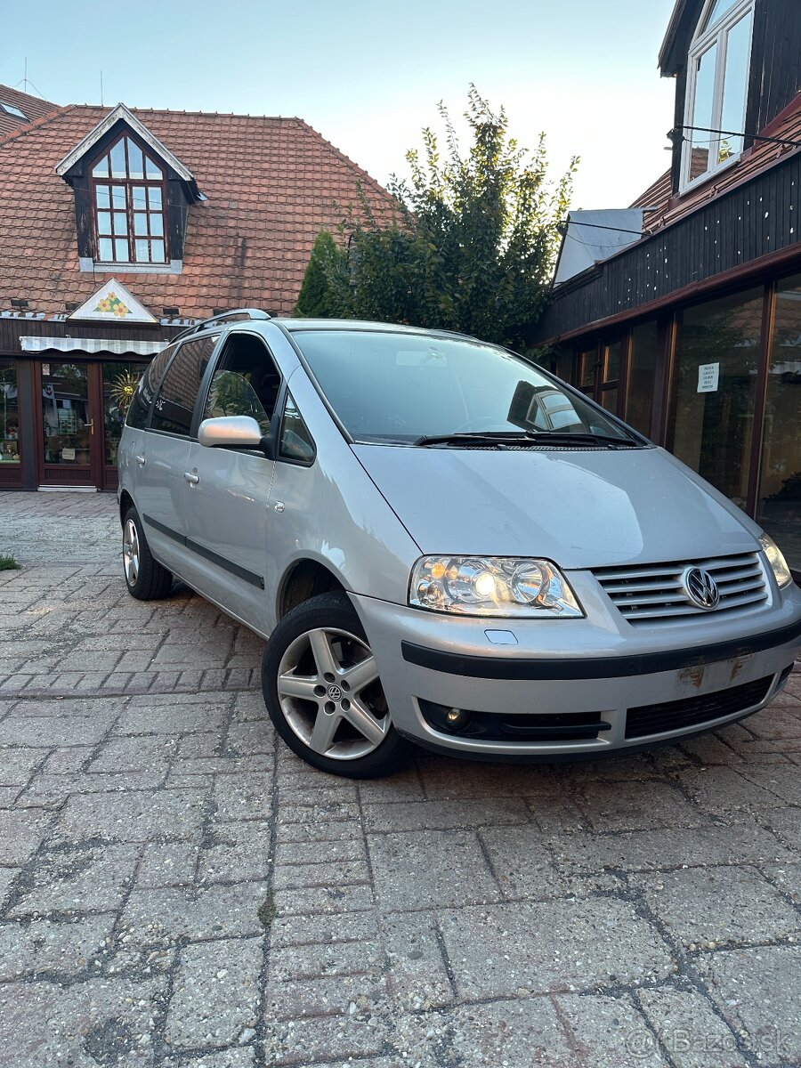 Volkswagen Sharan 85kw 7-miestne