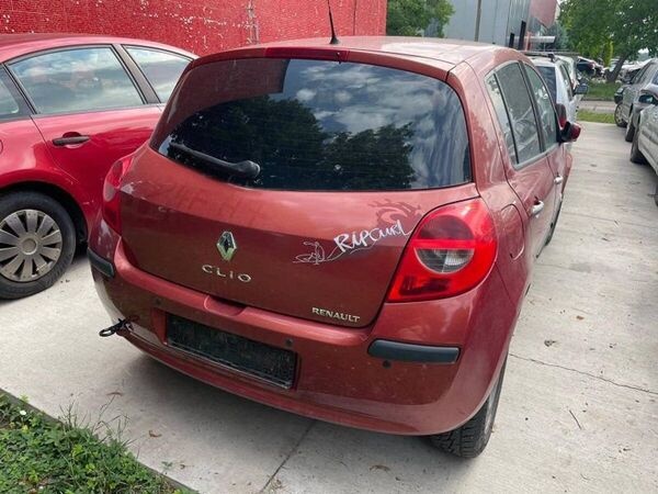 Rozpredám na náhradné diely Renault Clio III HB 1.2 D4F H7