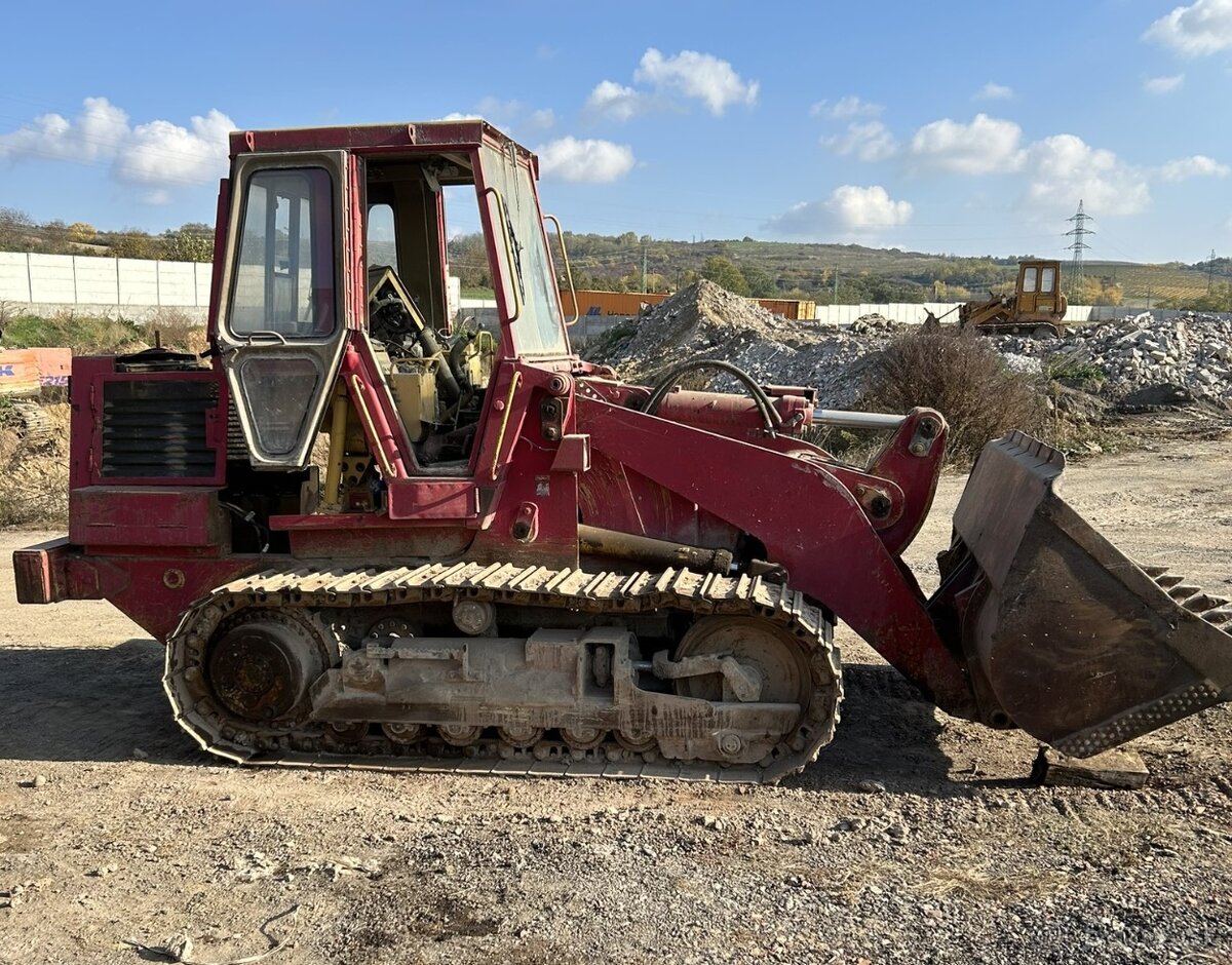 Buldozer Caterpilar CAT 953