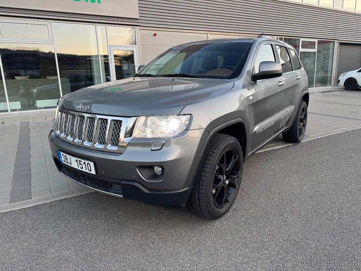 Jeep Grand Cherokee Wk2 overland summit