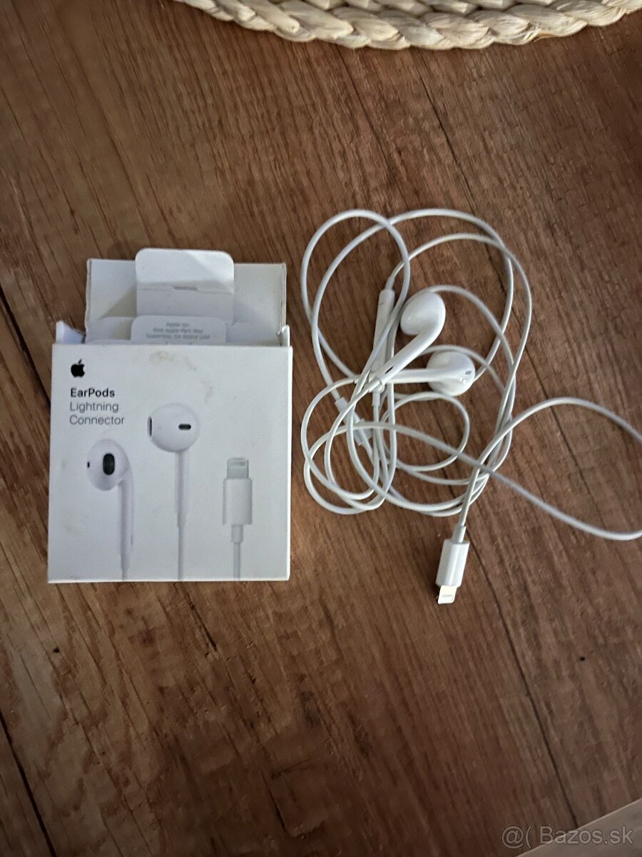 Apple EarPods