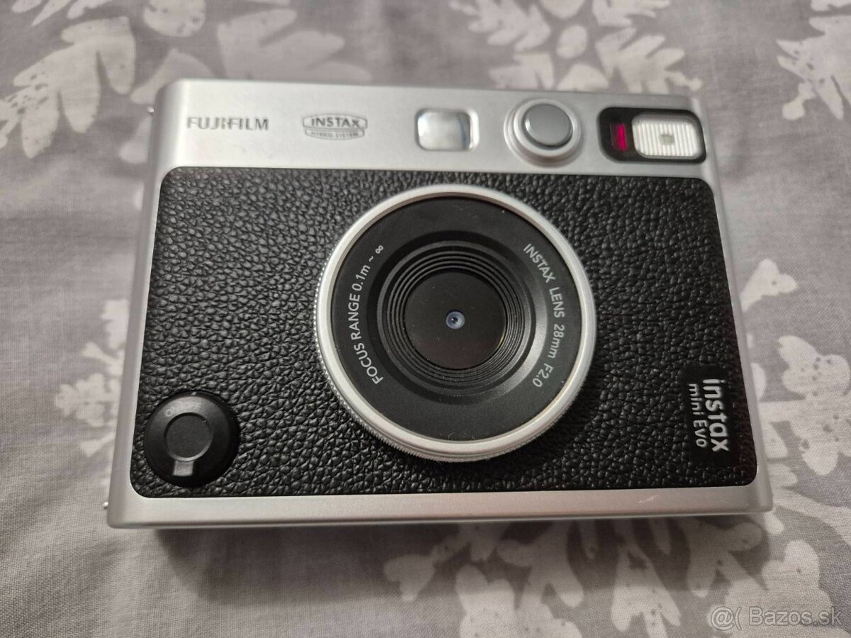 Fujifilm Instax miniEvo + 2x filmy