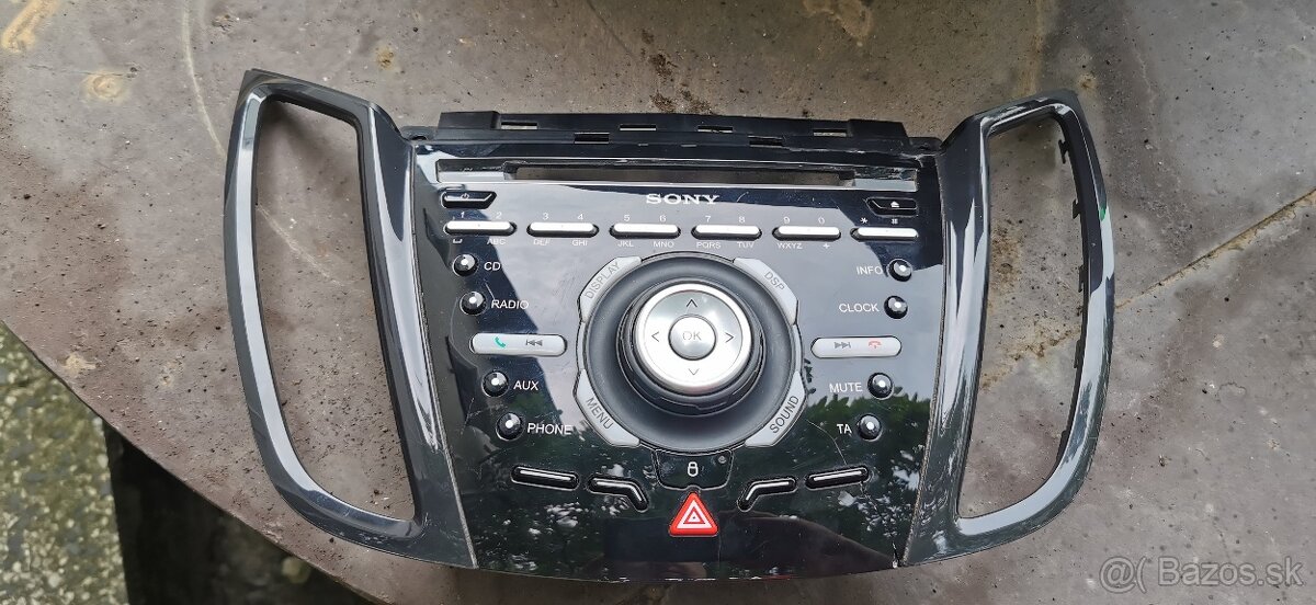 Rádio ovládač na Ford Kuga