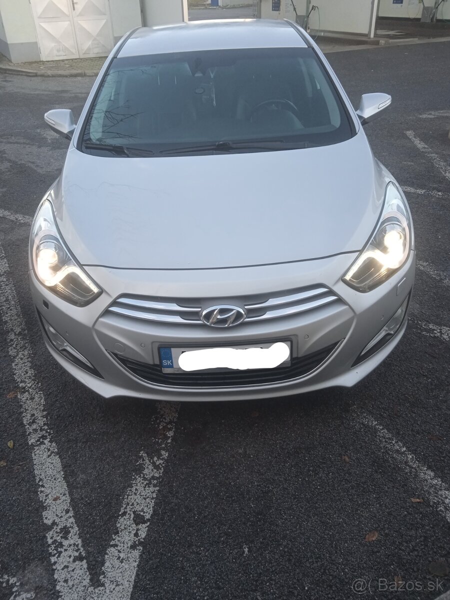 Hyundai i40