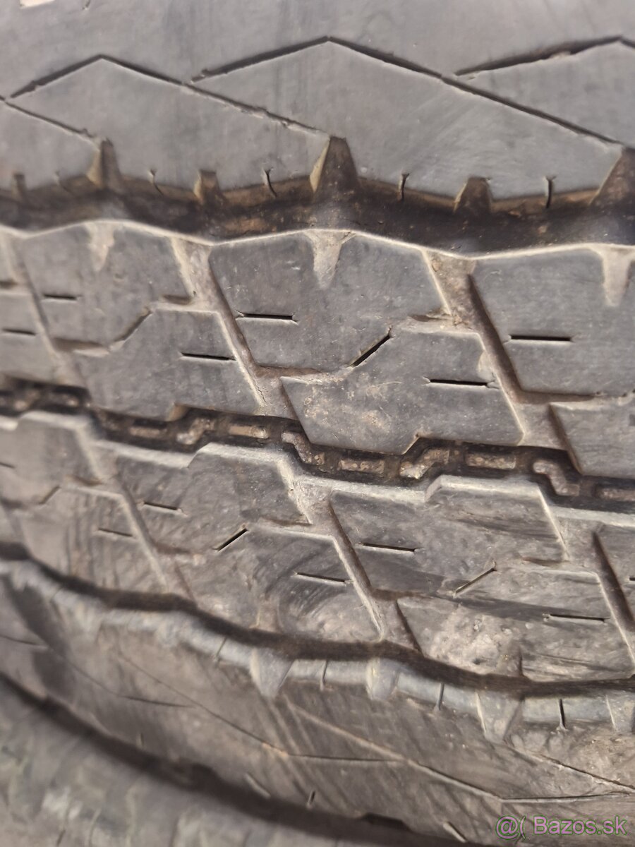 Letné pneumatiky 215/70R15C