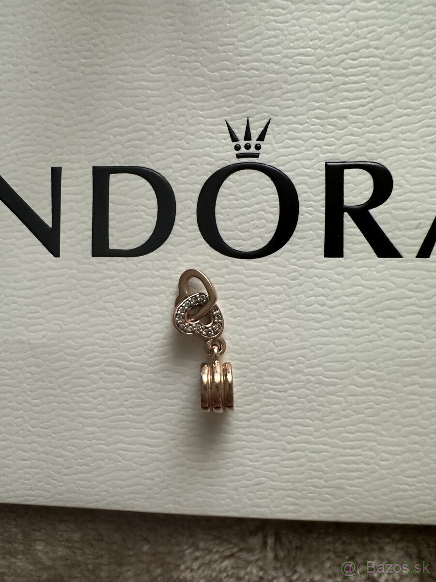 Pandora prívesok rose gold