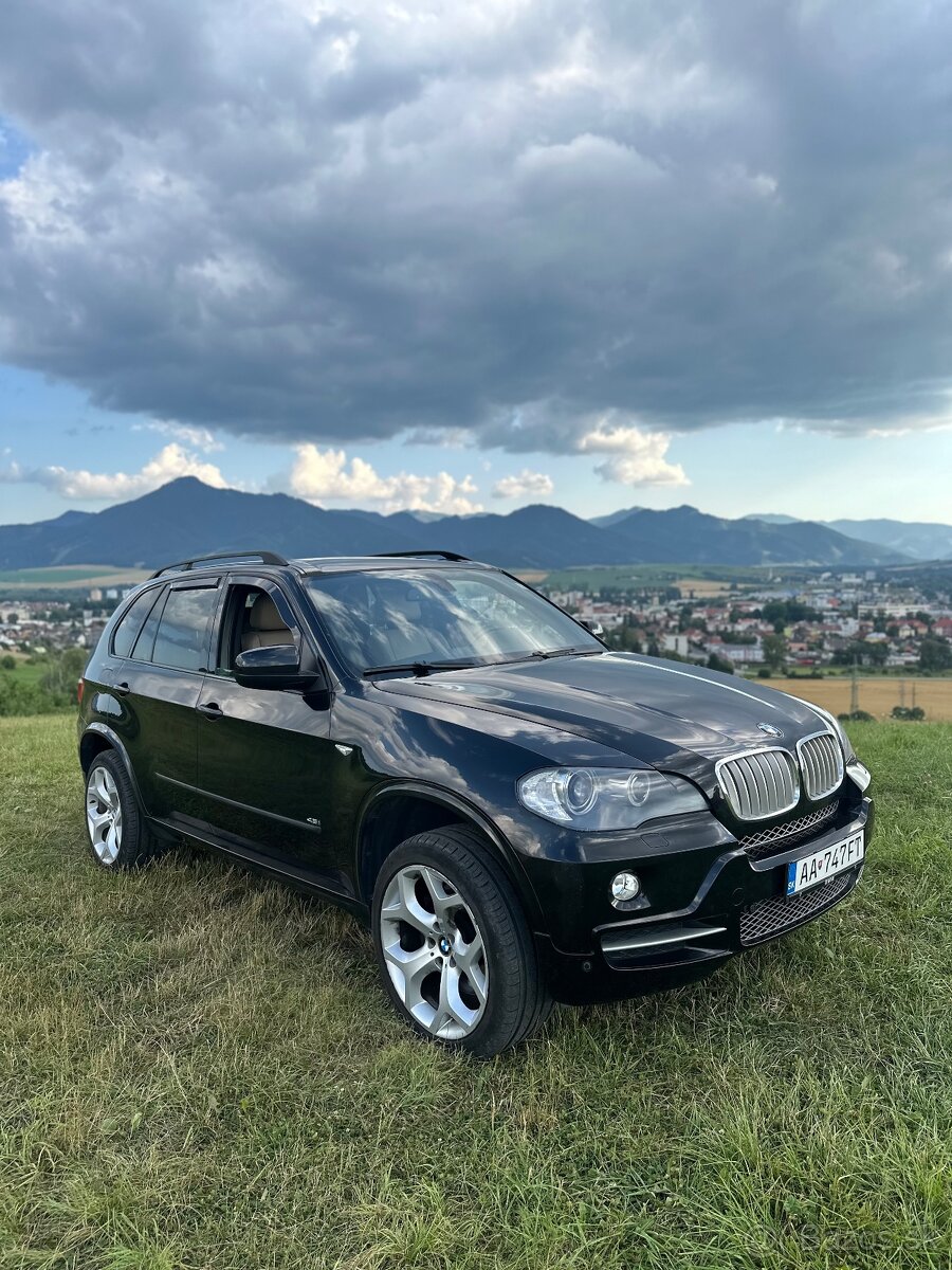 BMW X5 4.8i M-PACKET 7 MIESTNA VERZIA