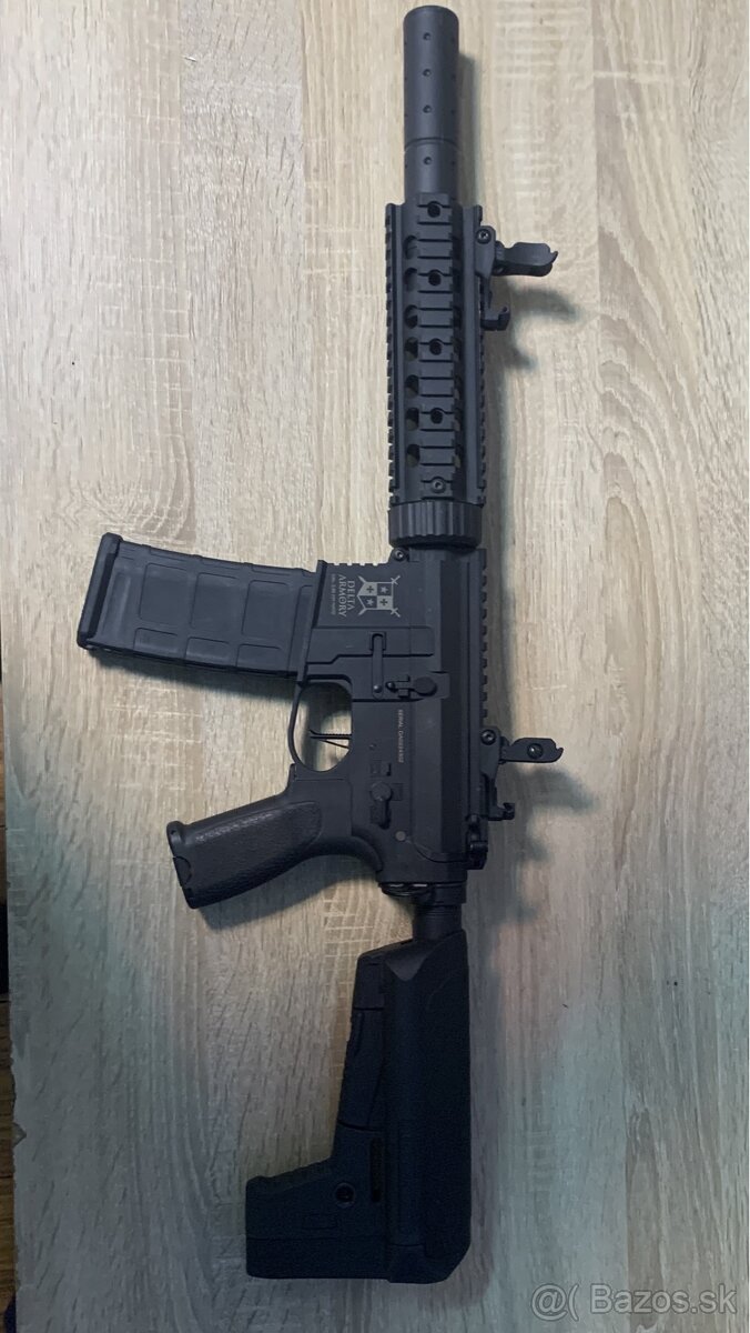 Delta Armory airsoft zbraň M4 AR15 SilentOps 9