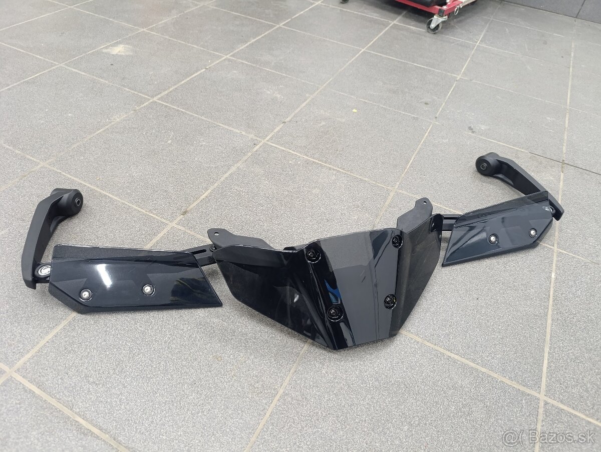 Plexi a ochrana rúk Yamaha mt09 2024.