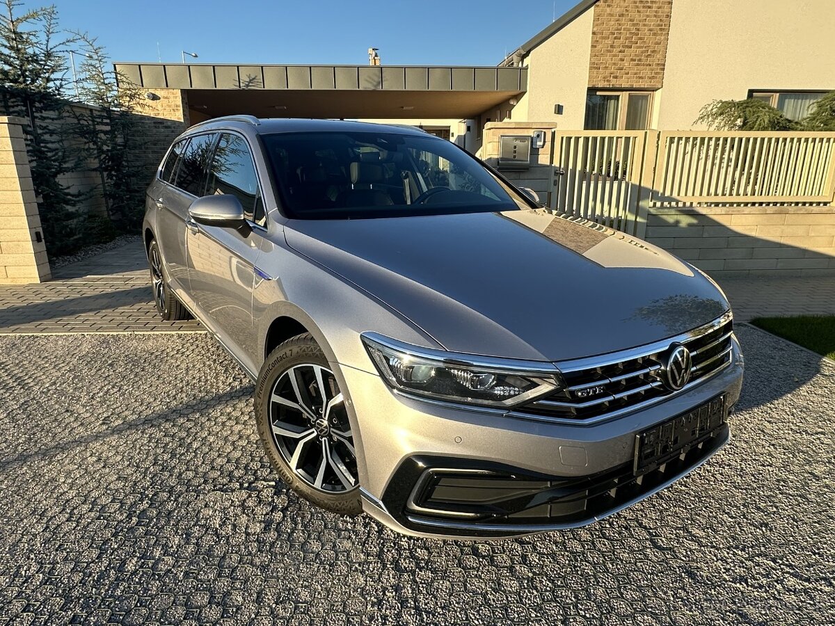 VOLKSWAGEN PASSAT COMBI GTE PLUG-IN HYBRID DSG 160 KW, IQ LE