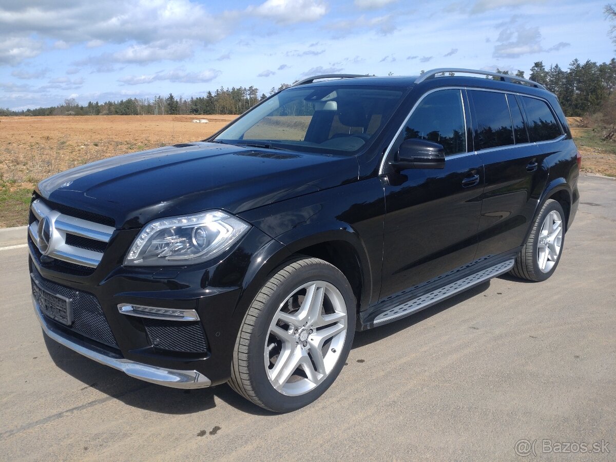 MERCEDES BENZ GL 350 - 7 míst - Zakoupeno nové v ČR