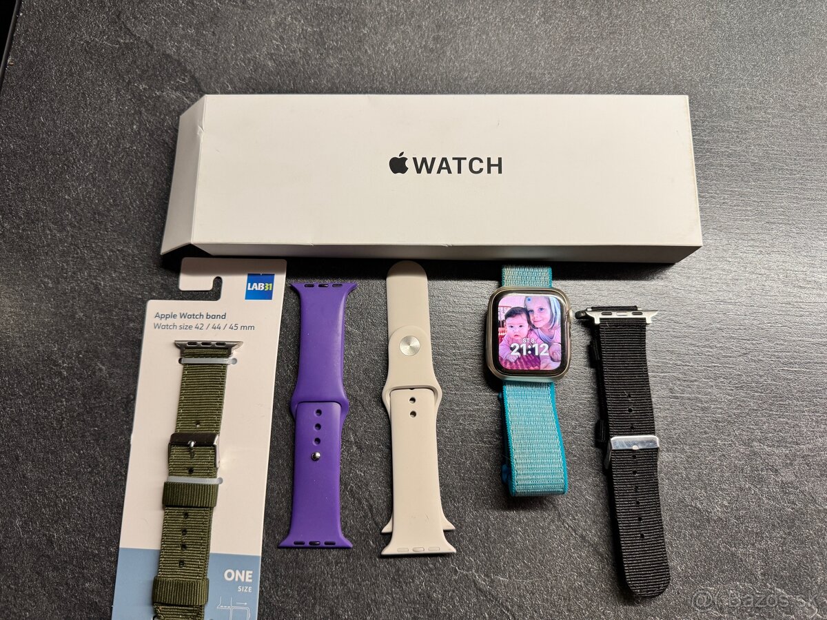 APPLE WATCH SE 2023 GPS 44 MM HVIEZDNE BIELY HLINÍK M/L