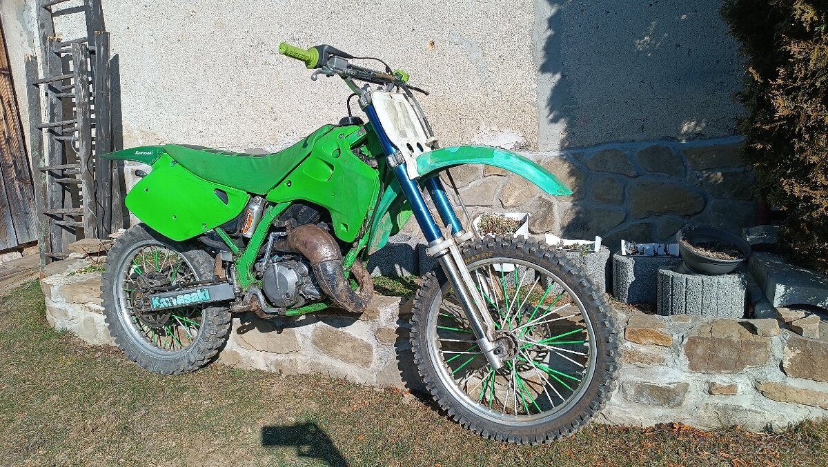 Kawasaki kx 125 ostrý cross